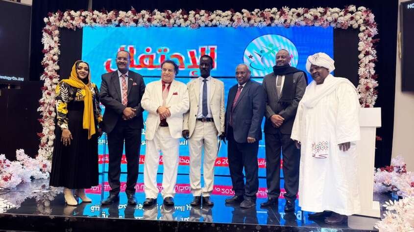 مركز المقرن للخدمات الإعلامية يحتفل بمرور 6 أشهر على تأسيسه ويعلن عن مشروع قناة فضائية مركز المقرن للخدمات الإعلامية يحتفل بمرور 6 أشهر على تأسيسه ويعلن عن مشروع قناة فضائية