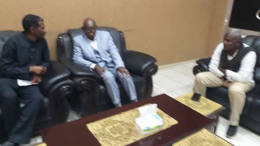 مدير هيئة السكك الحديدية في السودان في حوار خاص السكة حديد مؤسسة اقتصادية وقلعة للنضال ولكن ….. مدير هيئة السكك الحديدية في السودان في حوار خاص السكة حديد مؤسسة اقتصادية وقلعة للنضال ولكن …..