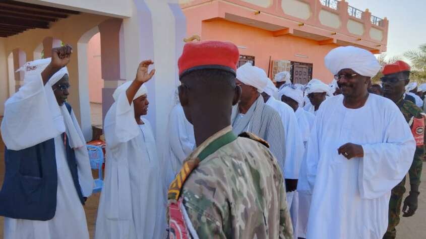 وثيقه تؤامة بين سلطان قبيلة الفور وناظر عموم الشايقية وثيقه تؤامة بين سلطان قبيلة الفور وناظر عموم الشايقية