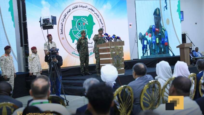 البرهان يعلن عن مراجعة عقيدة القوات المسلحة السودانية البرهان يعلن عن مراجعة عقيدة القوات المسلحة السودانية