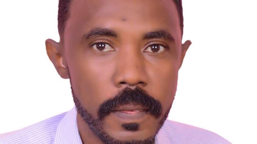 مليشيا آل دقلو صارت كالمرض المعدي… الكل يتبرأ منها زين العابدين أحمد (اب شنب) مليشيا آل دقلو صارت كالمرض المعدي… الكل يتبرأ منها زين العابدين أحمد (اب شنب)